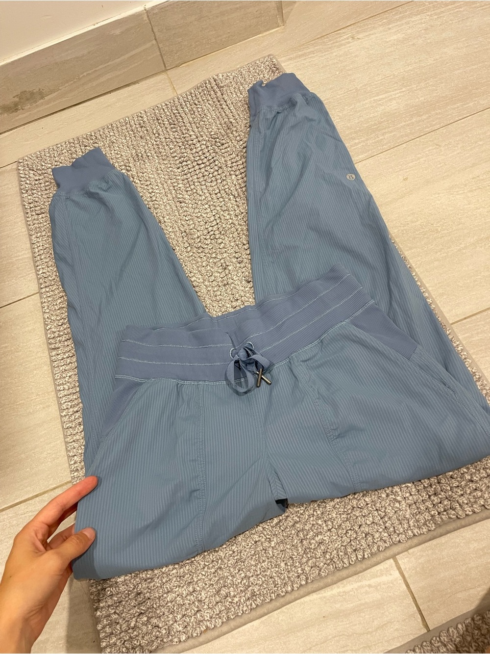 Lululemon Dance Studio Mid-Rise Jogger Full Length 28” Oasis Blue size 4 - Picture 6 of 7